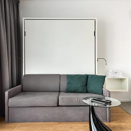 New Comfort 614 Apartment Warsaw