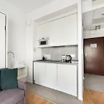 New Comfort 614 By Bookinghost